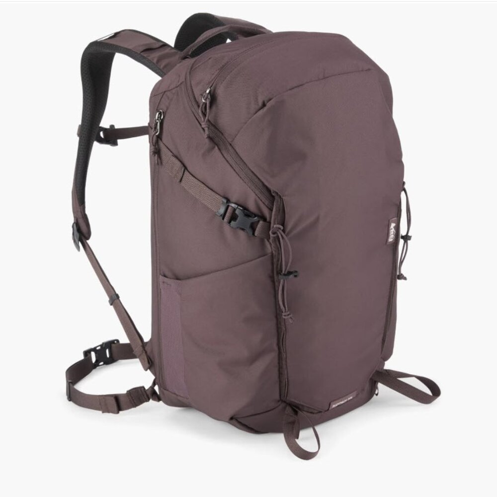 REI Co-op Ruckpack 30 Pack in Raisin